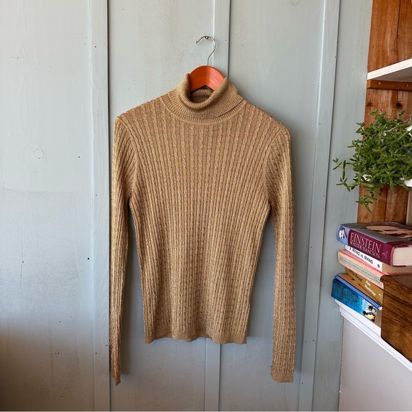 Ralph Lauren Sweaters - Ralph Lauren Gold Knit Sweater